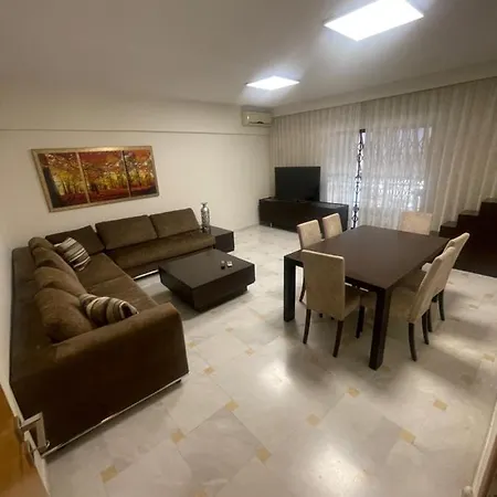 Ouziel Luxury House سالونيك